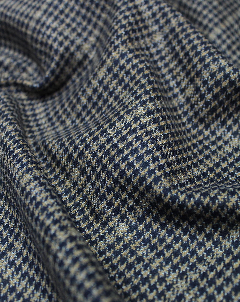 WOOLEN TWEED FABRIC 4