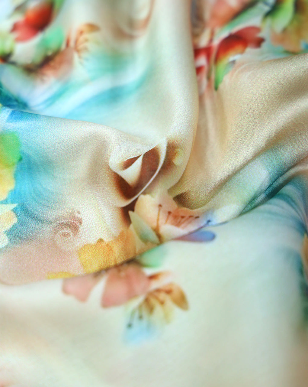 FLORAL DESIGN POLYESTER SATIN PRINTED FABRIC