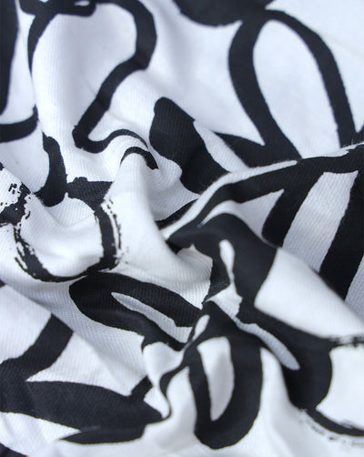 BLACK AND WHITE PRINTED RAYON FABRIC