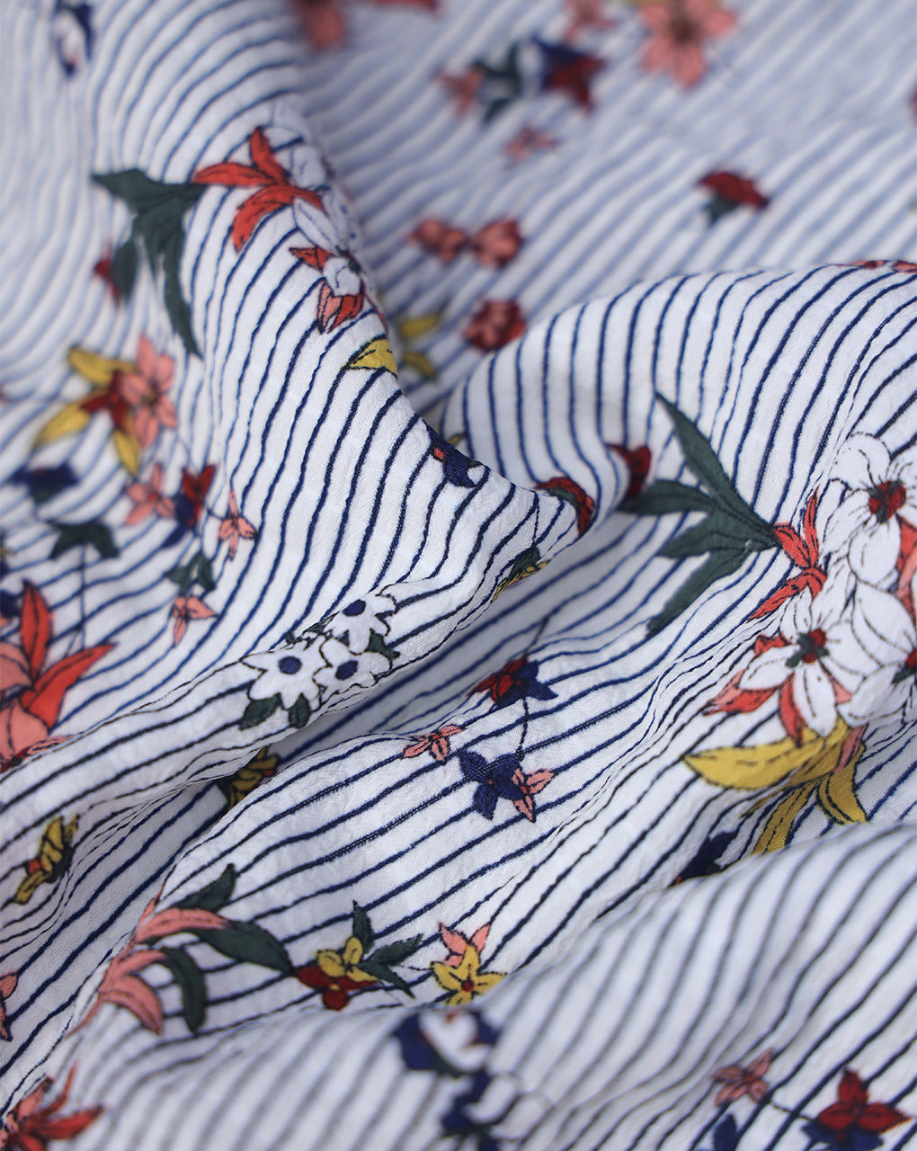 COTTON POLYESTER CREPE BLENDED PRINTED FABRIC