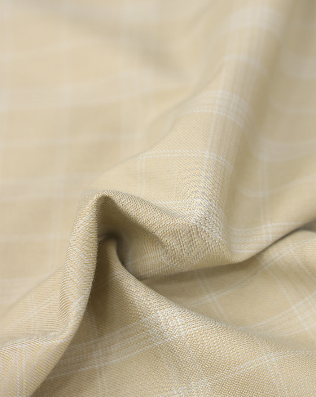 CHECKS PATTERN SUITING FABRIC (WIDTH-58 INCHES)