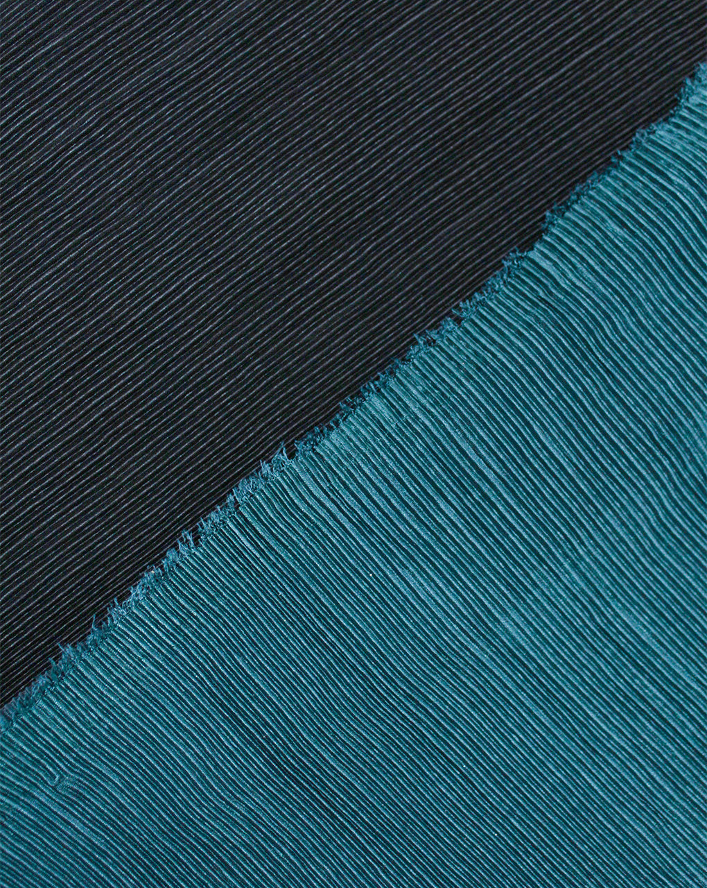 BLACK OMBRE PATTERN POLYESTER PLEATED FABRIC